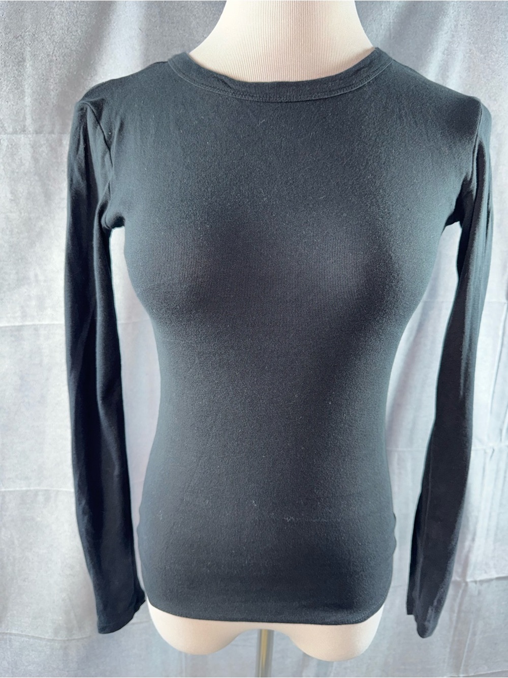 3194-Massimo Black Long-Sleeve Crew Tee